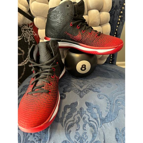 2016 Nike Air Jordan 31 XXXI Banned Bred Size 8/EU 41 - Picture 1 of 7